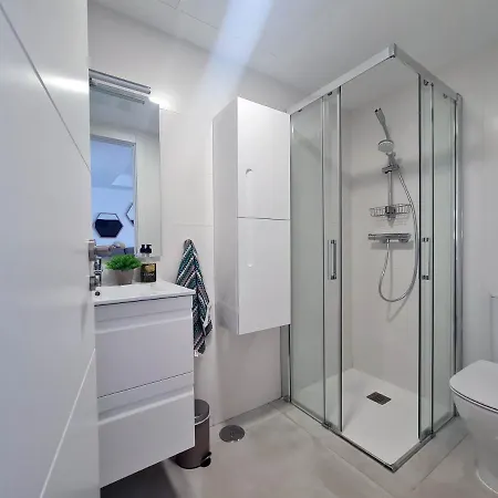 Apartment Brand New Exclusive Apartment, 100 Meter From The